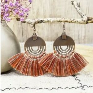 Boho Chic Tassel Earrings. NWT